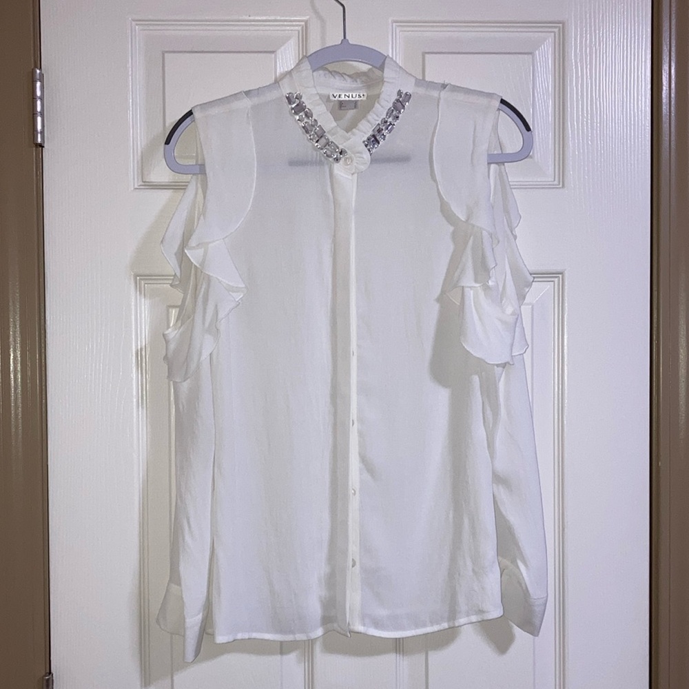 Venus size 6 white cold shoulder dressy blouse with “bling”